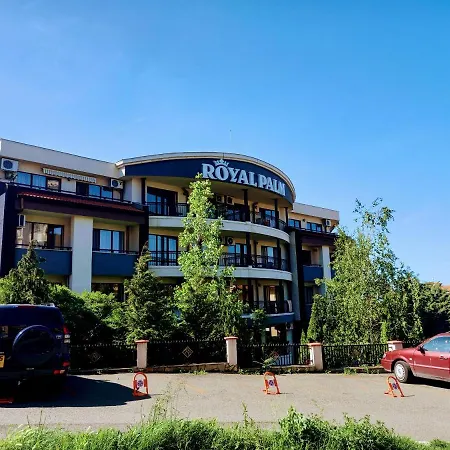 Royal Palm Seaview Apartment *